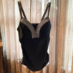 Tankini top, adjustable straps and sides, underwire, large